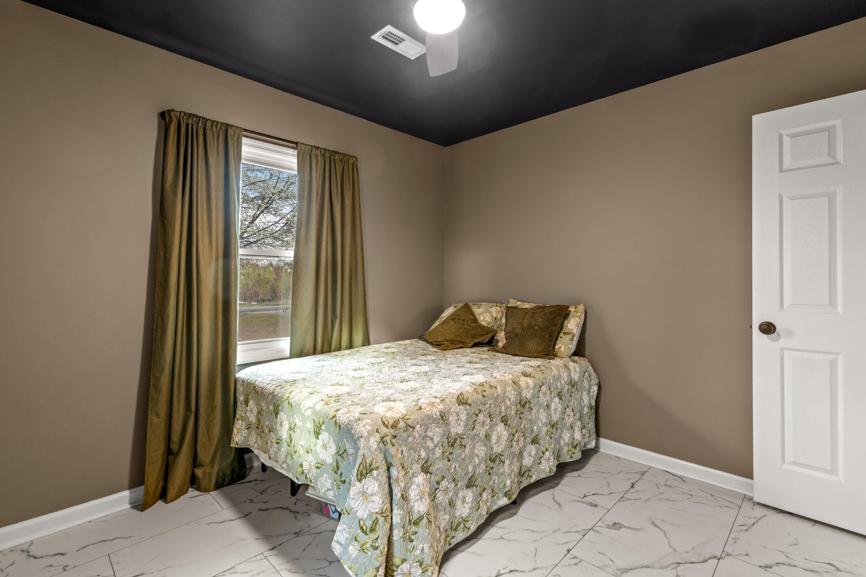 258 East Hills Road Jasper, TN 37347 - Photo 13 of 45 EHills-15