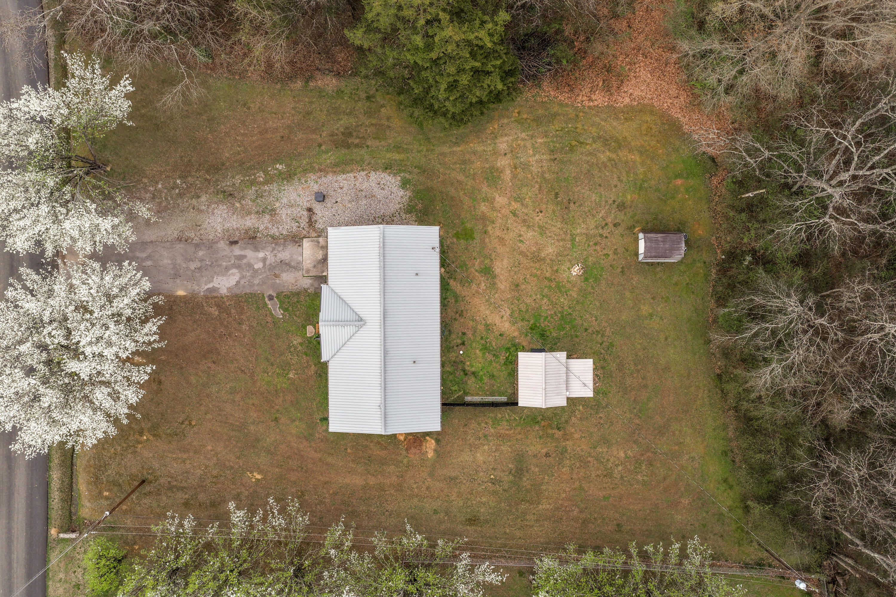 258 East Hills Road Jasper, TN 37347 - Photo 27 of 45 EHills-37