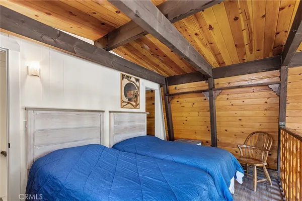 $359,000 | 189 Moreno Lane, Sugarloaf, CA 92386