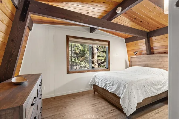 $359,000 | 189 Moreno Lane, Sugarloaf, CA 92386
