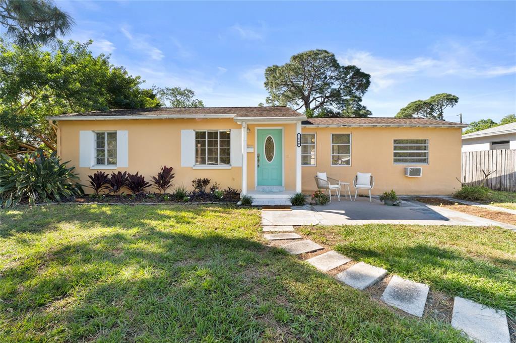 1540 Canterbury Rd North  