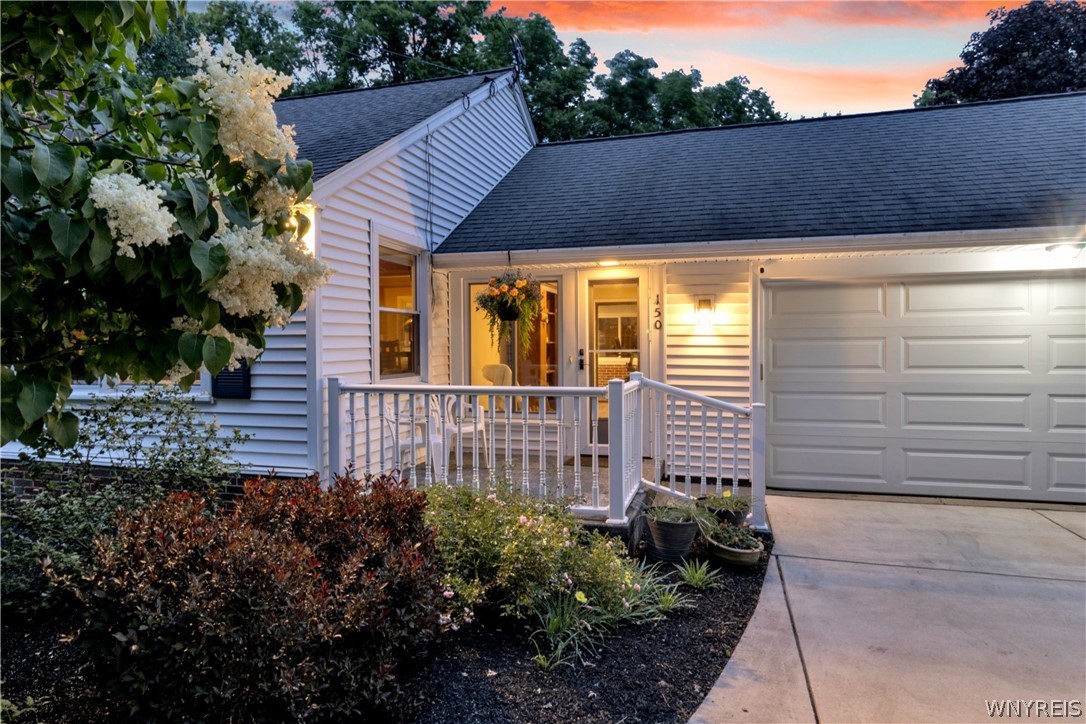 150 Girdle Road East Aurora, NY 14052 - Photo 4 of 47