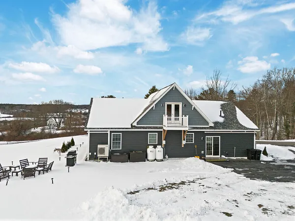 $699,000 | 1 Overlook Drive, Hallowell, ME 04347