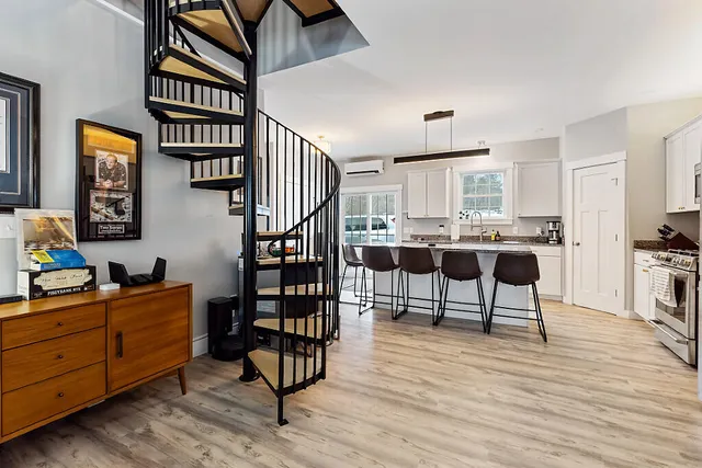 $699,000 | 1 Overlook Drive, Hallowell, ME 04347