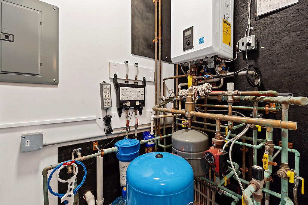 1 Overlook Drive Hallowell, ME 04347 - Photo 62 of 79 51_BP5A0462_DxO_mls