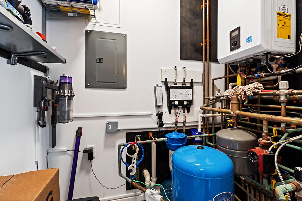 1 Overlook Drive Hallowell, ME 04347 - Photo 63 of 79 52_BP5A0459_DxO_mls