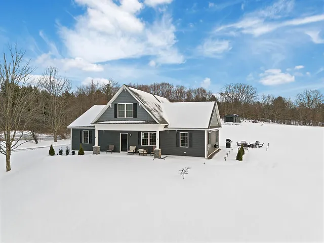 $699,000 | 1 Overlook Drive, Hallowell, ME 04347