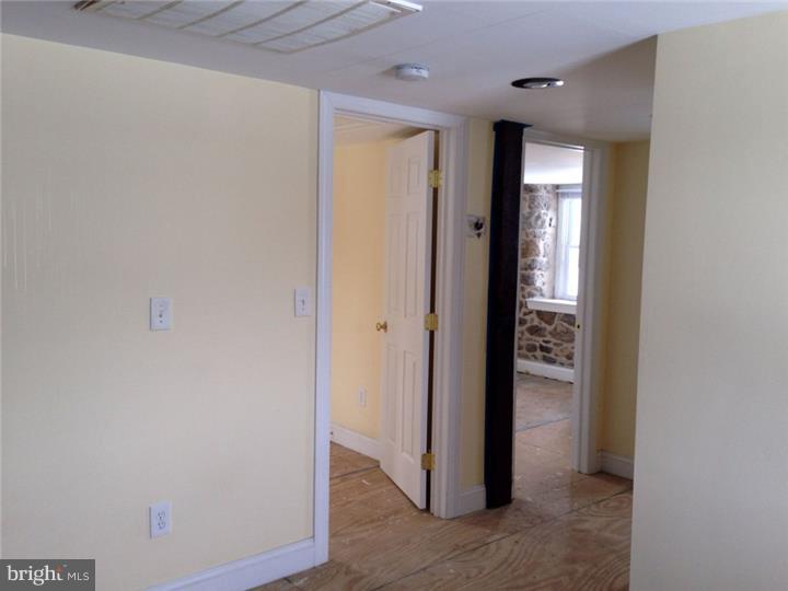 325 Swamp Road Morgantown, PA 19543 - Photo 8 of 13 Gallery Image 8