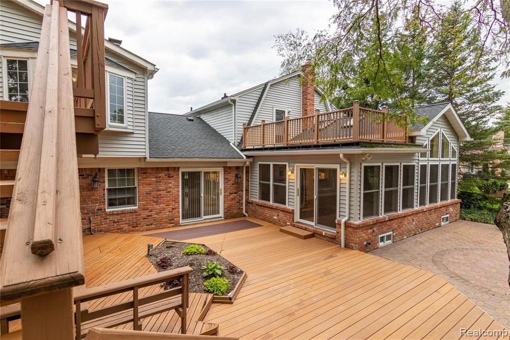 33414 Old Timber Road Farmington, MI 48331 - Photo 33 of 36