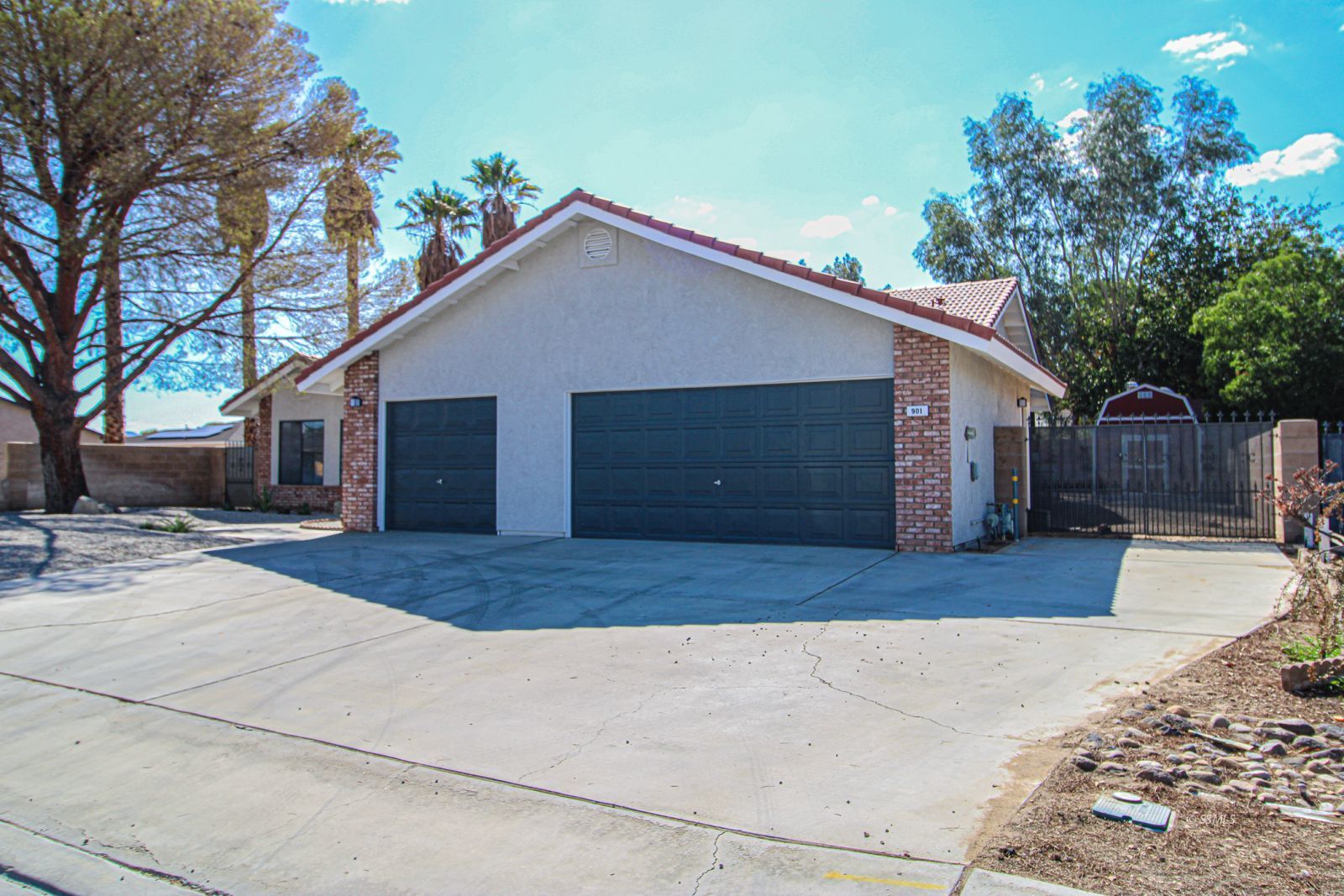 901 Harriet Street Ridgecrest, CA 93555 - Photo 3 of 50