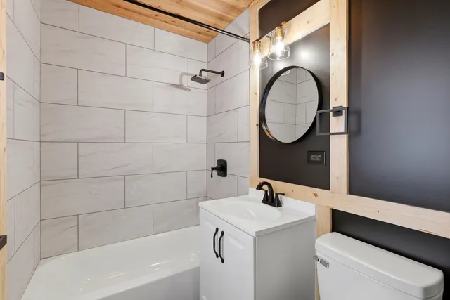 $212,750 | 14525 South Michigan Avenue, Riverdale, IL 60827