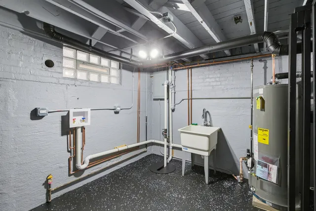 $212,750 | 14525 South Michigan Avenue, Riverdale, IL 60827