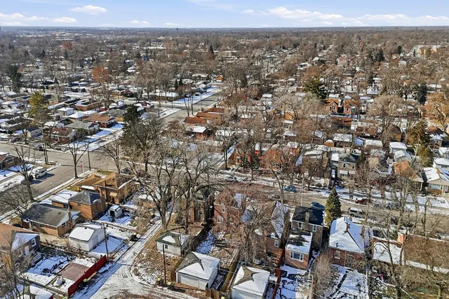 $212,750 | 14525 South Michigan Avenue, Riverdale, IL 60827