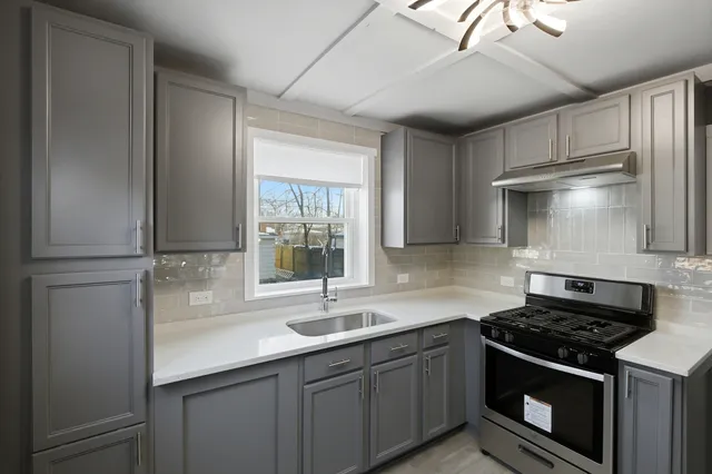 $212,750 | 14525 South Michigan Avenue, Riverdale, IL 60827