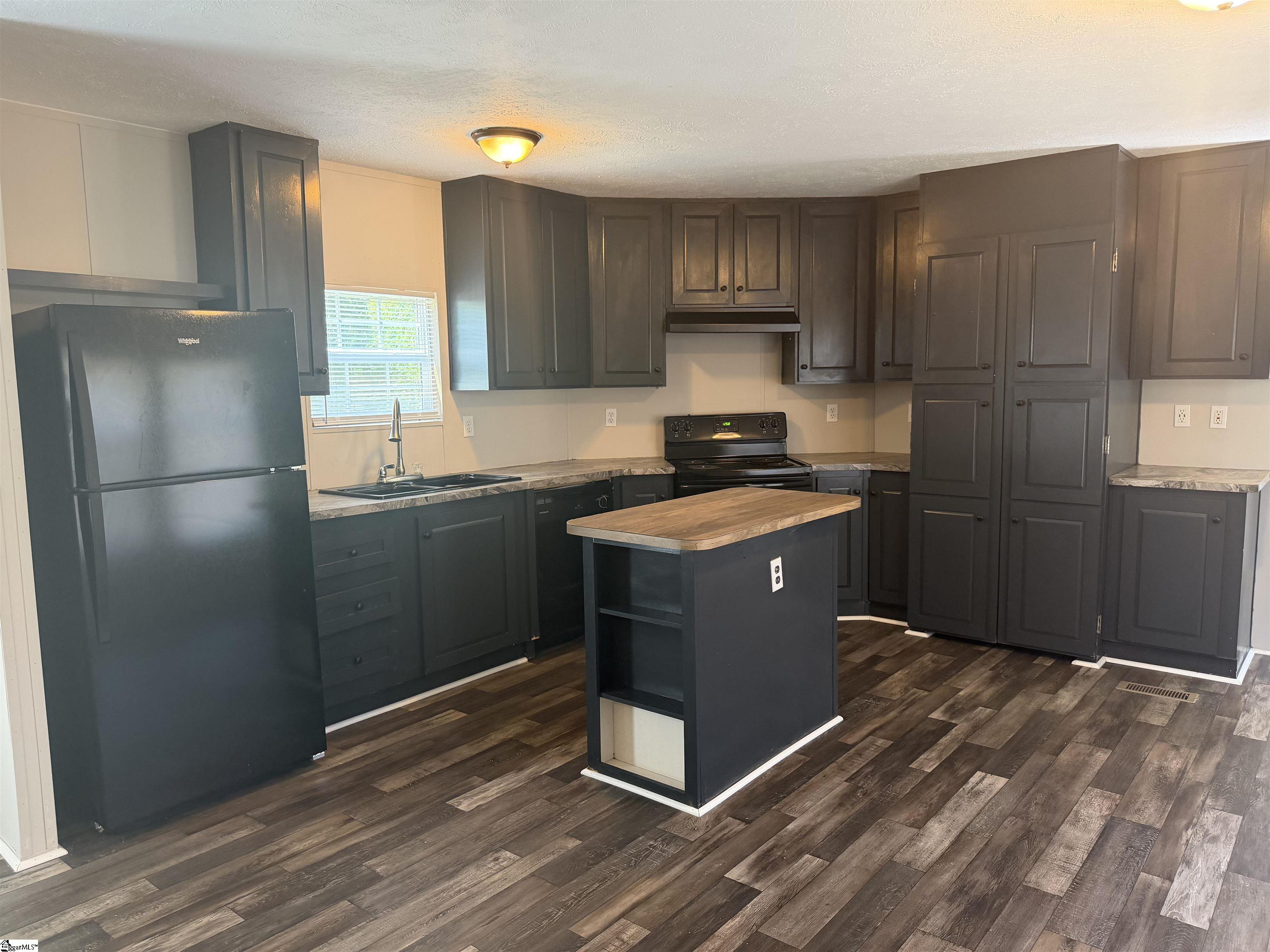 2060 State Rd S-42-8438 Chesnee, SC 29323 - Photo 9 of 19