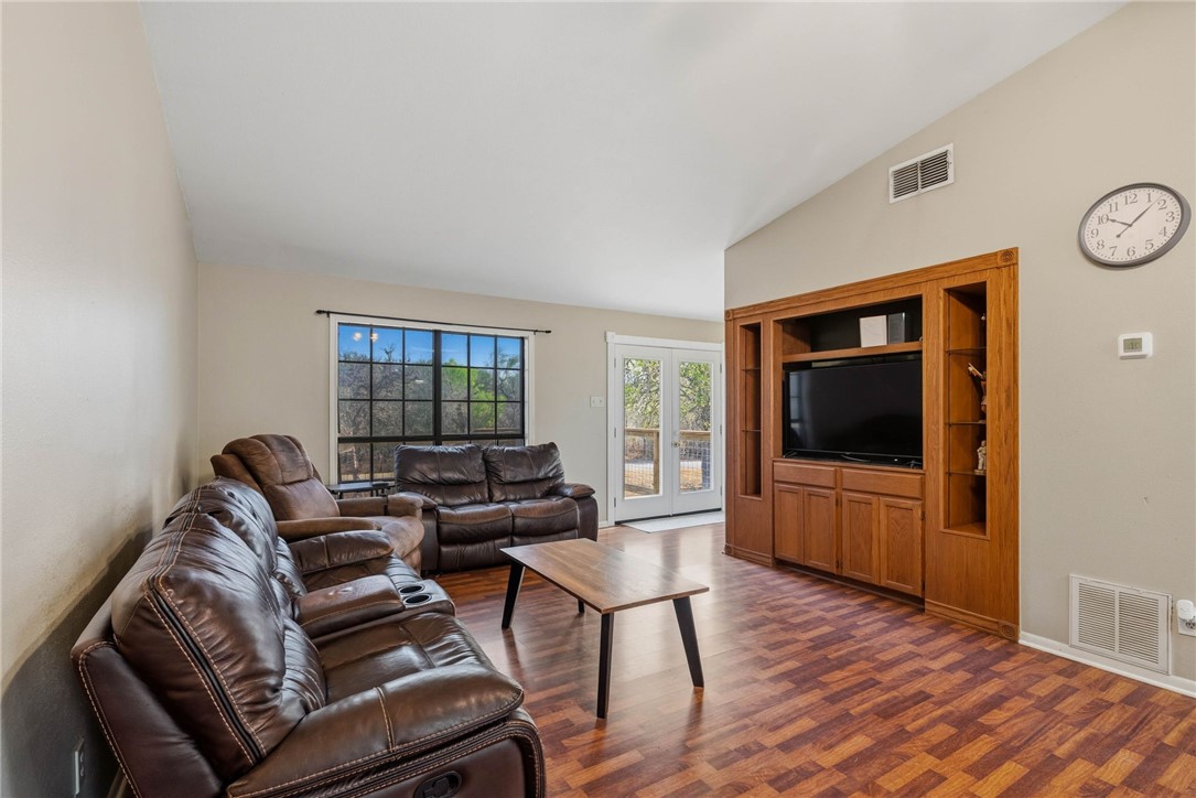 22325 Co Road 1718 Mathis, TX 78368 - Photo 9 of 40 Living room
