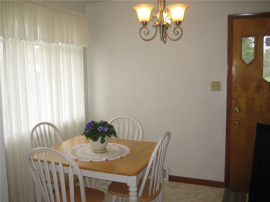 978 McCoy Road McKees Rocks, PA 15136 - Photo 8 of 18