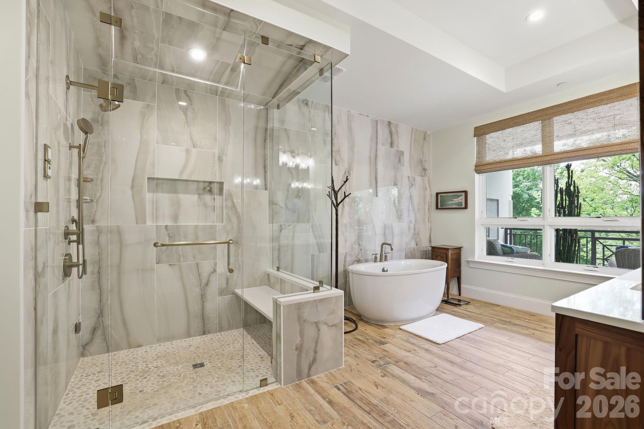 130 Cherokee Road, Unit 406 Charlotte, NC 28207 - Photo 23 of 48 Gallery Image 23
