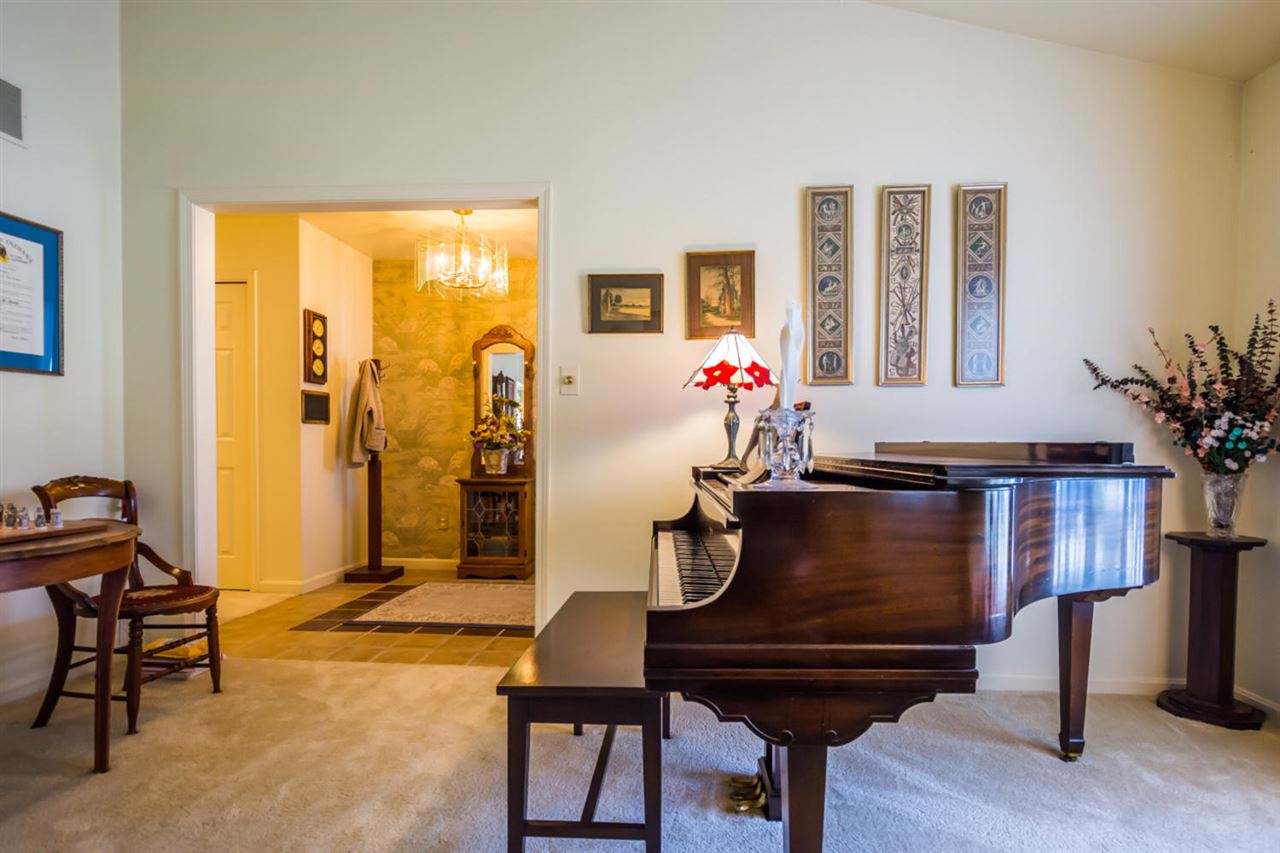 2202 East Cape Cod Drive Bloomington, IN 47401 - Photo 2 of 22