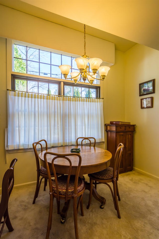 2202 East Cape Cod Drive Bloomington, IN 47401 - Photo 9 of 22