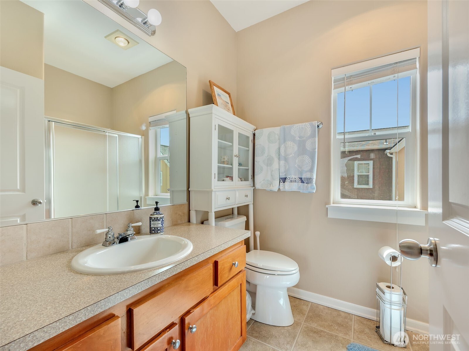 316 7th Street Southwest, Unit 13 Long Beach, WA 98631 - Photo 24 of 33