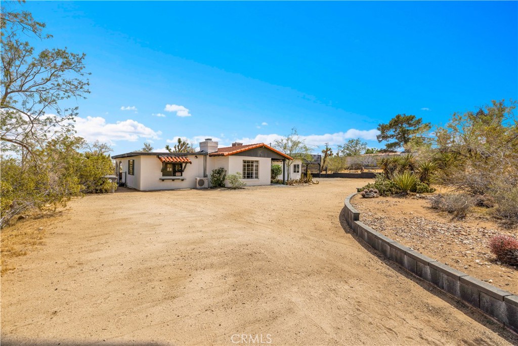 6685 Sunnyhill Road Joshua Tree, CA 92252 - Photo 2 of 50