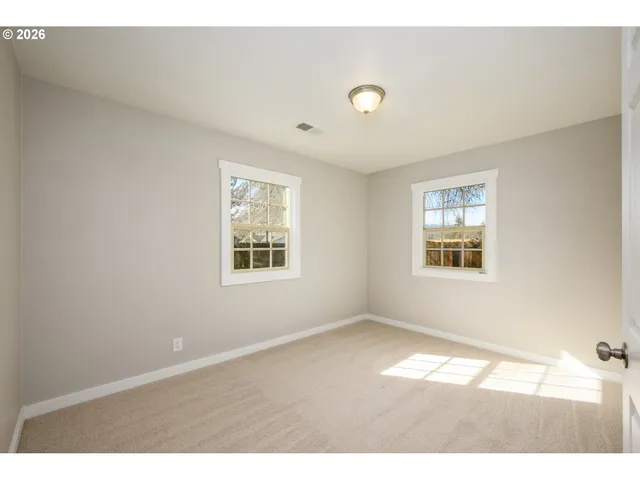 $339,000 | 3069 West Sherwood Avenue, Roseburg, OR 97471