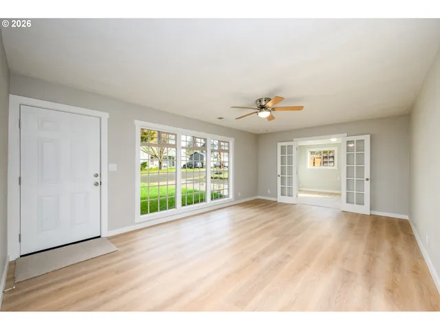 $339,000 | 3069 West Sherwood Avenue, Roseburg, OR 97471