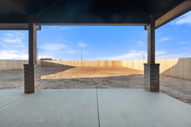 $579,500 | 1124 Cooper Drive, New Home, TX 79381