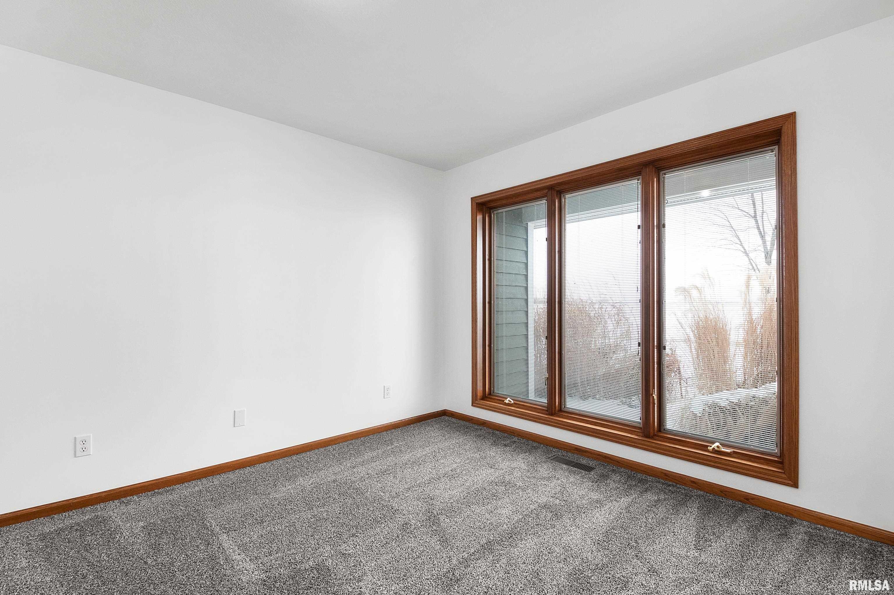 6412 North Eden Road Elmwood, IL 61529 - Photo 33 of 50
