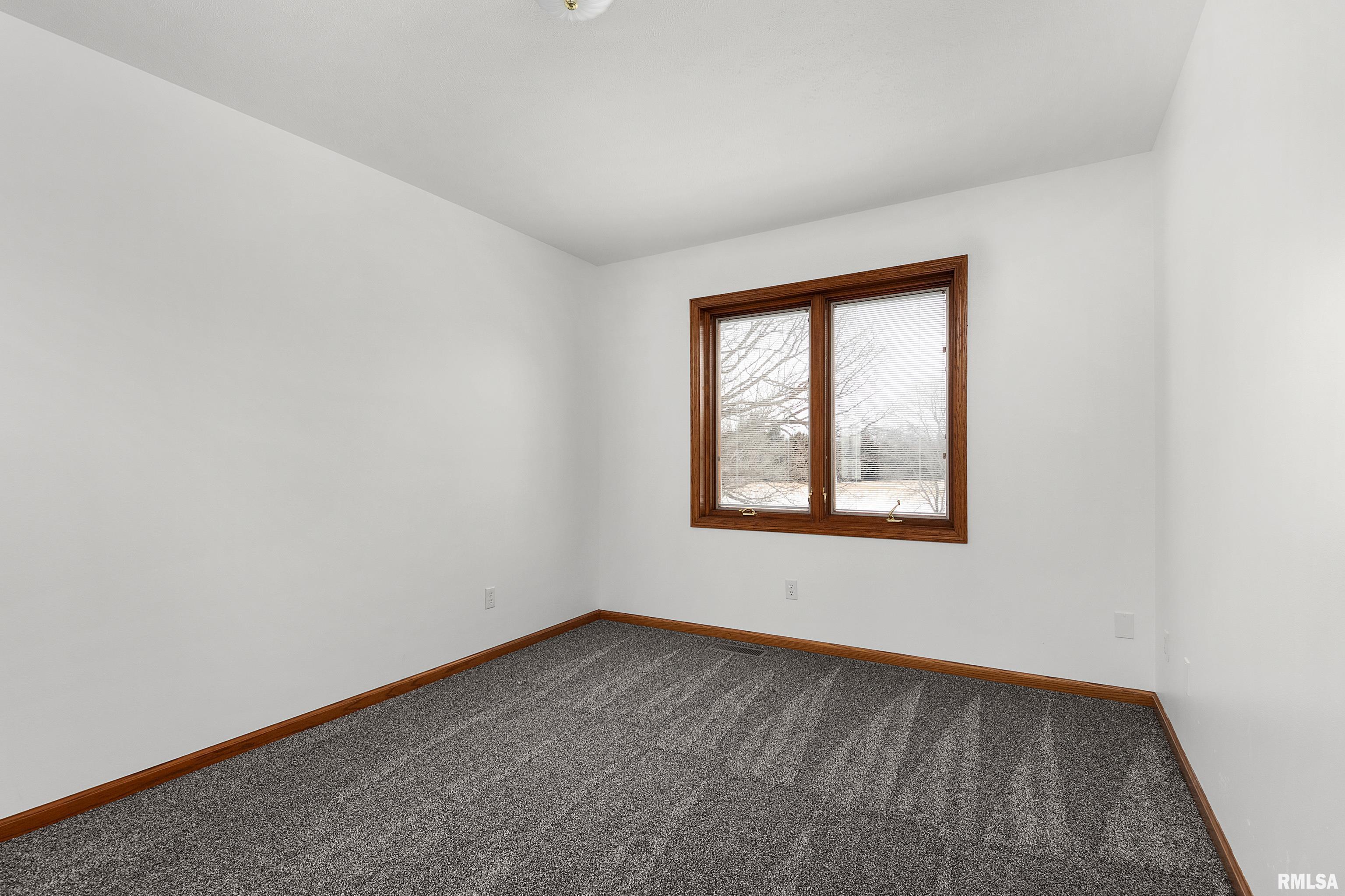 6412 North Eden Road Elmwood, IL 61529 - Photo 40 of 50