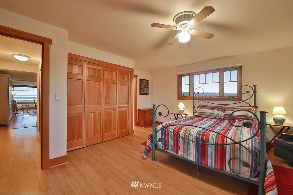 2380 Sunlight Beach Road Clinton, WA 98236 - Photo 18 of 25 Gallery Image 18