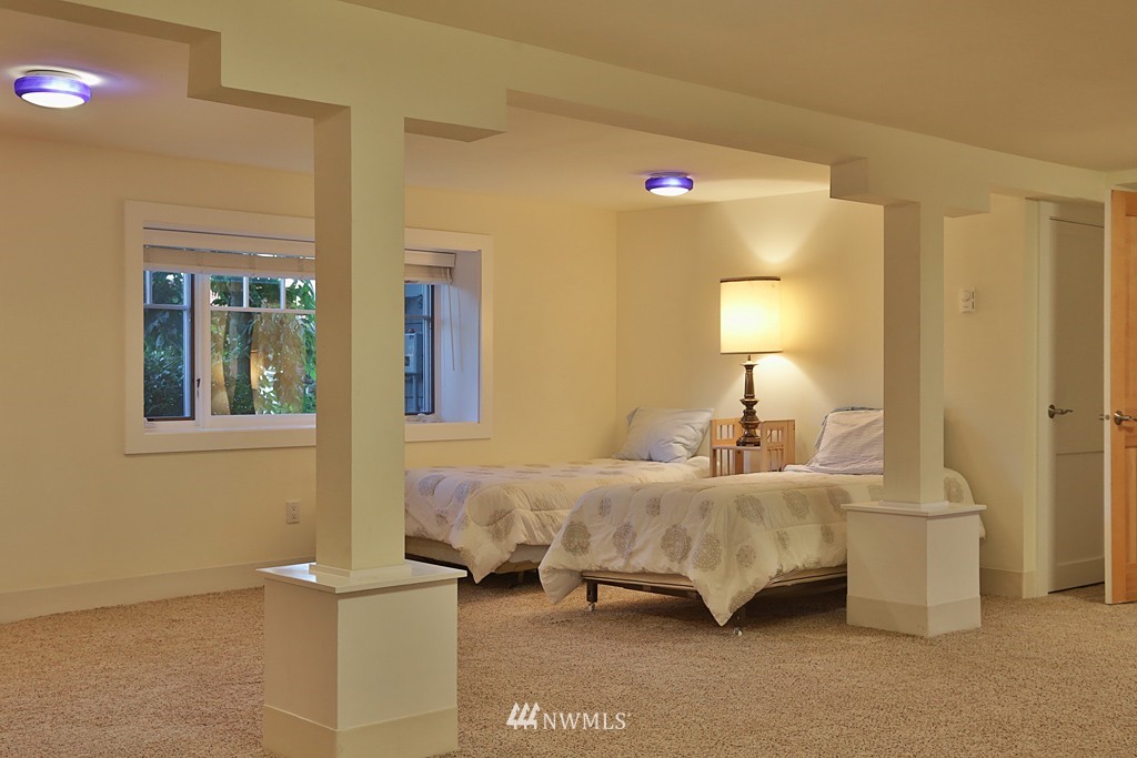 2380 Sunlight Beach Road Clinton, WA 98236 - Photo 19 of 25 Gallery Image 19