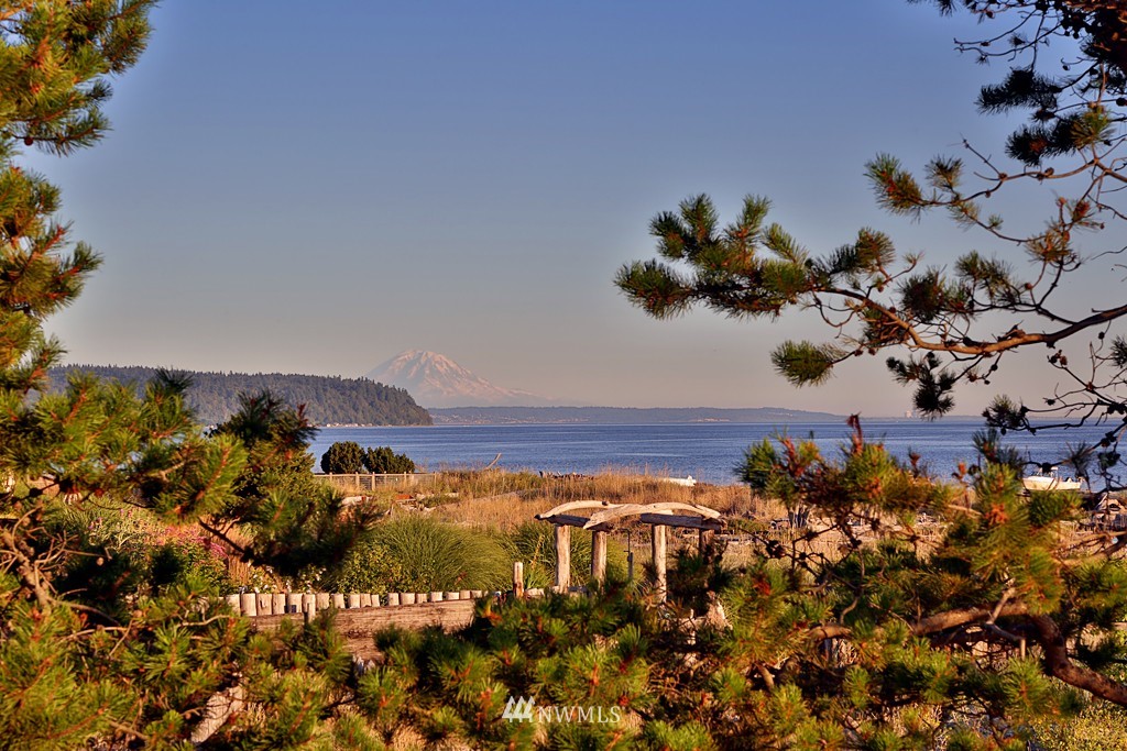 2380 Sunlight Beach Road Clinton, WA 98236 - Photo 24 of 25 Gallery Image 24