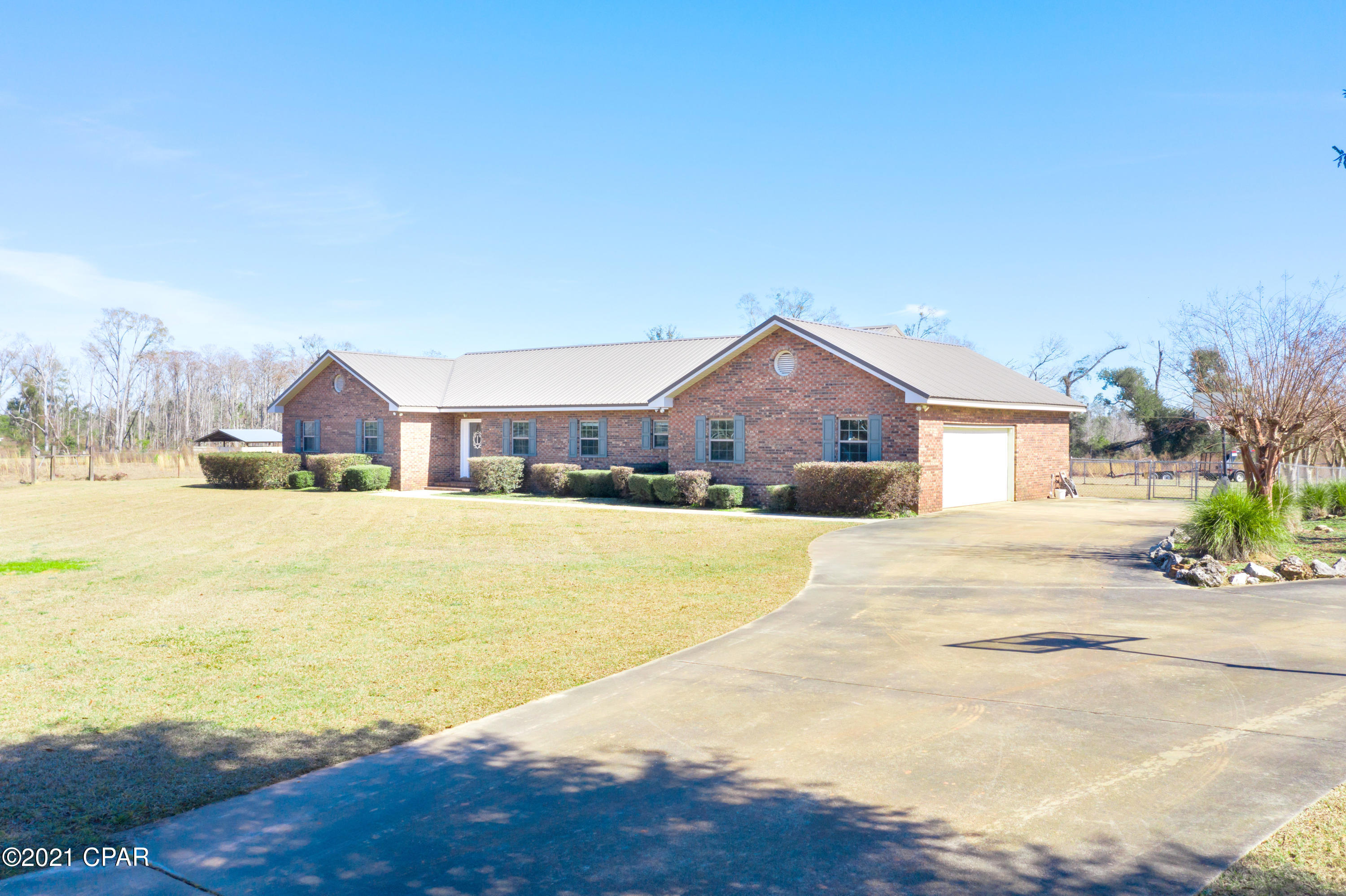 2160 Mill Road Cottondale, FL 32431 - Photo 2 of 37