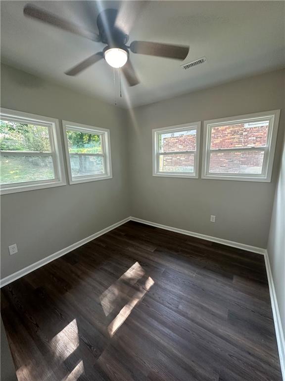 557 Chappell Road Northwest Atlanta, GA 30318 - Photo 11 of 19