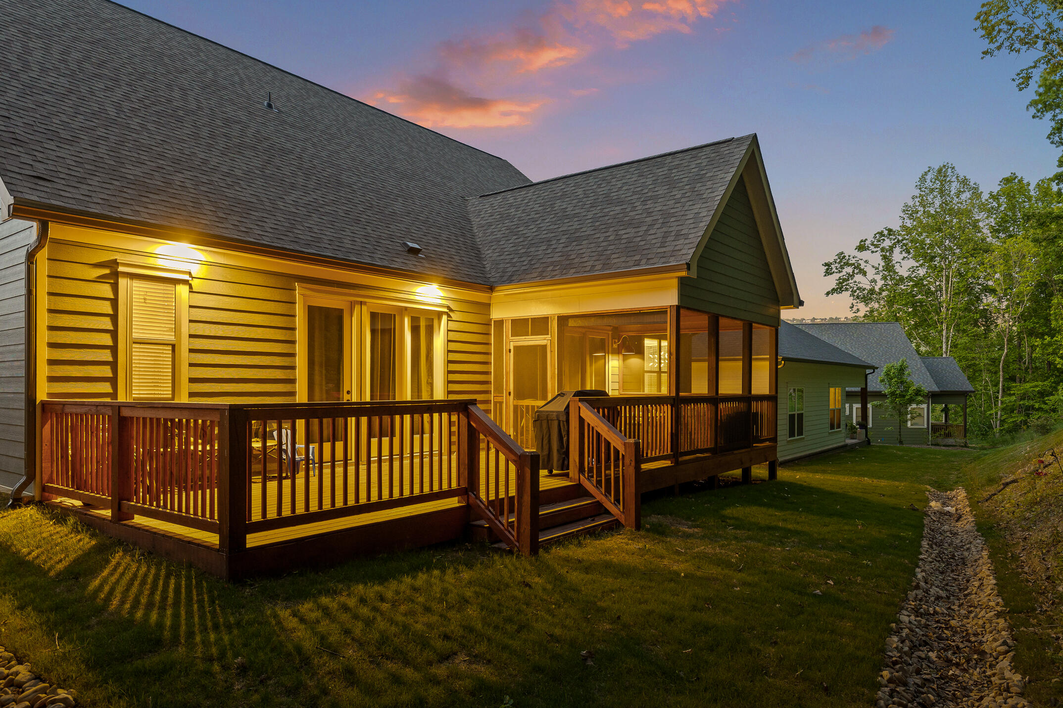 553 Sun Valley Road Chattanooga, TN 37419 - Photo 54 of 55 Exterior