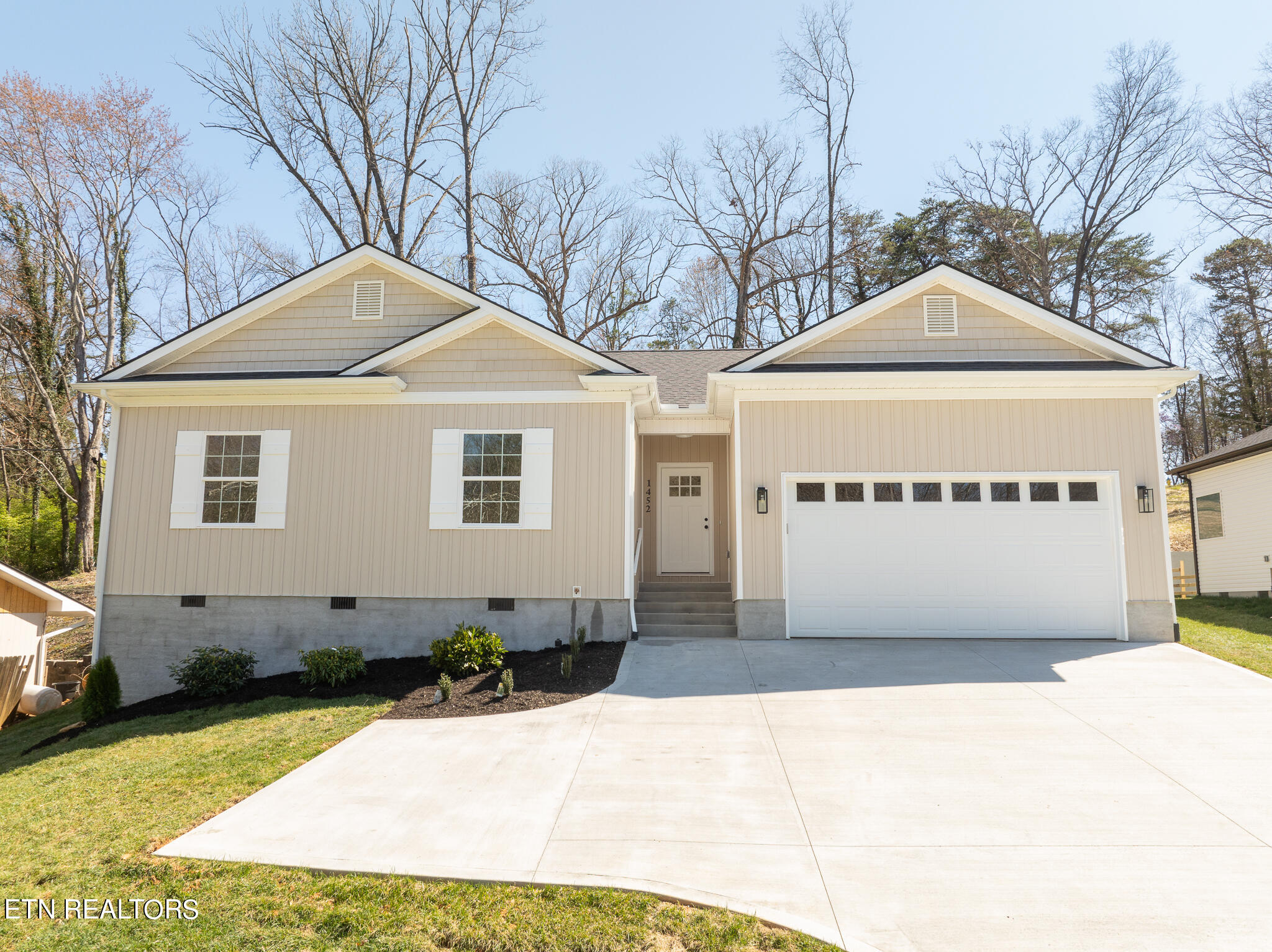 1452 Wilson Road Knoxville, TN 37912 - Photo 1 of 26 Front of home