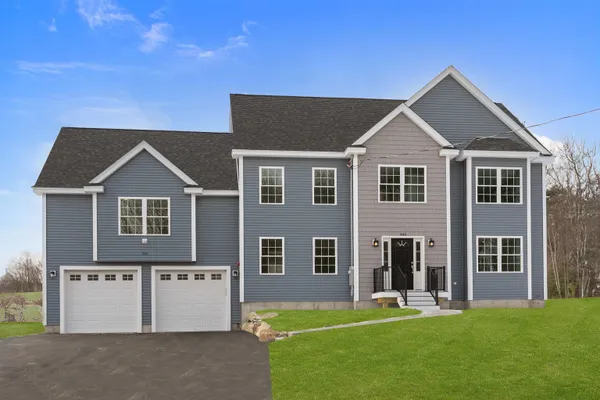 $999,900 | 343 Island Pond Road, Derry, NH 03038