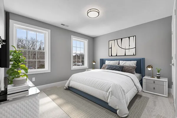 $979,900 | 343 Island Pond Road, Derry, NH 03038