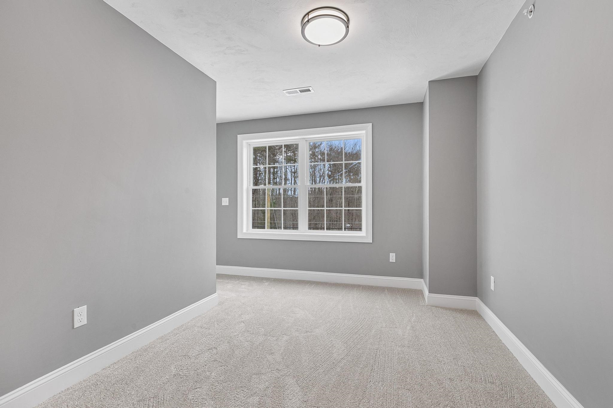 343 Island Pond Road Derry, NH 03038 - Photo 33 of 49