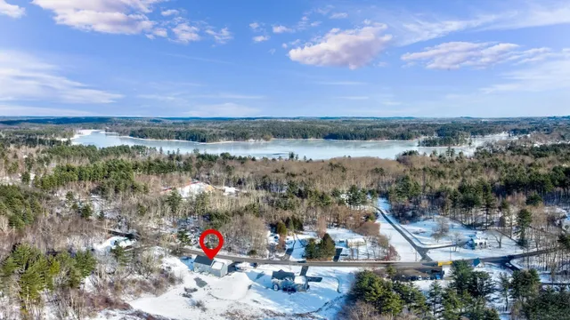 $999,900 | 343 Island Pond Road, Derry, NH 03038