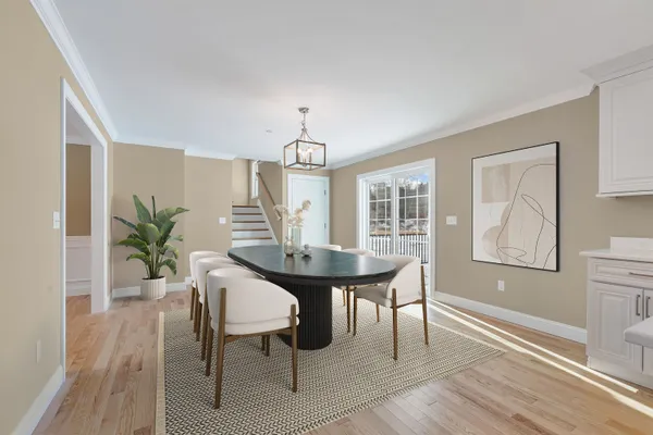 $979,900 | 343 Island Pond Road, Derry, NH 03038