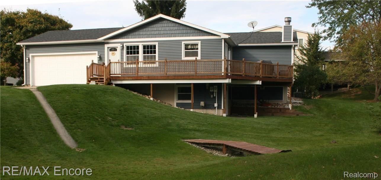 8657 Miller Road Clarkston, MI 48348 - Photo 2 of 44 IMG_2156.JPG