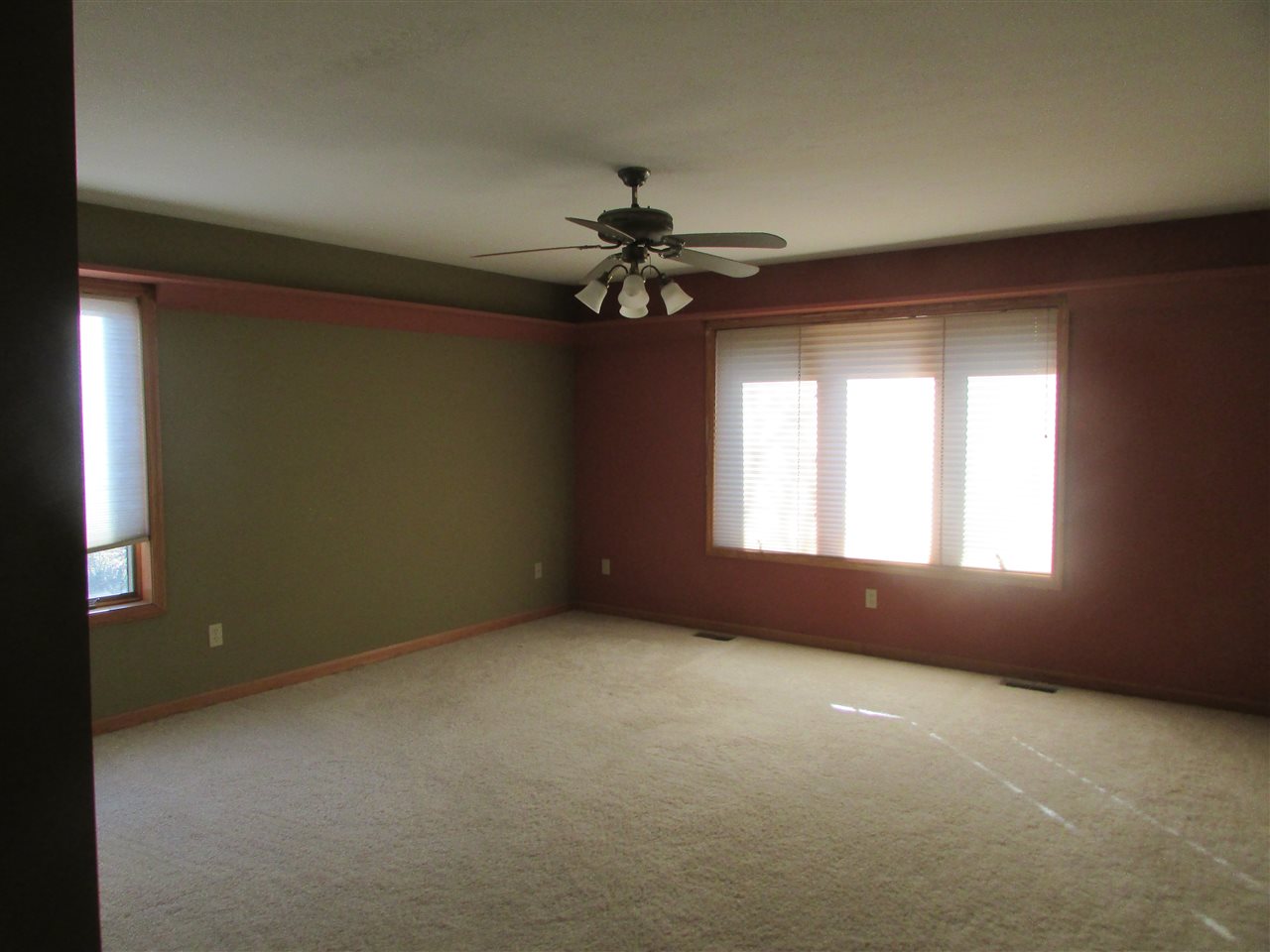 5445 East Washington Road Pierceton, IN 46562 - Photo 10 of 29 Gallery Image 10