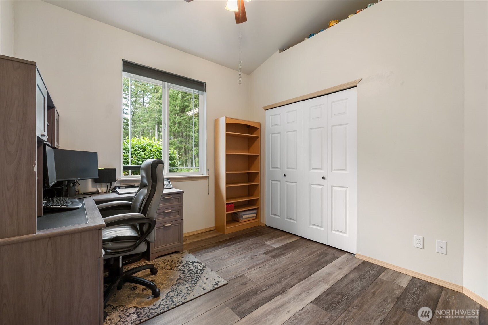 5056 Southwest Lake Helena Road Port Orchard, WA 98367 - Photo 17 of 40 Gallery Image 17
