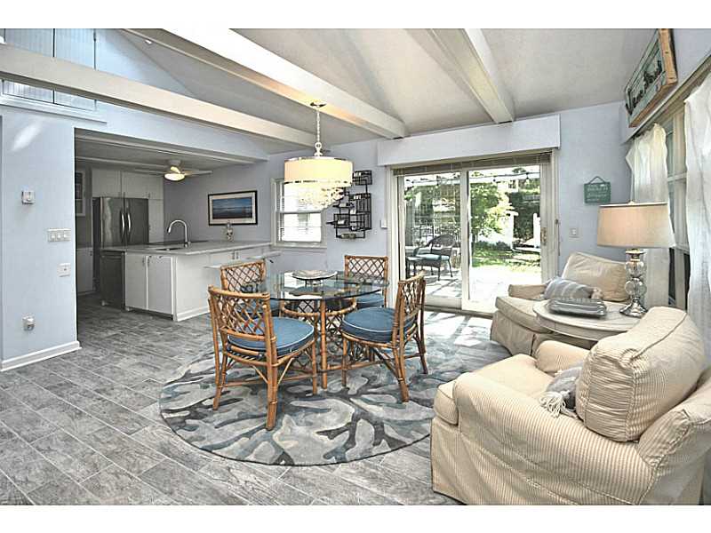 4 Standish Road Jamestown, RI 02835 - Photo 4 of 24 Living Room. This Living Room/Dining Area is 15 x 17!