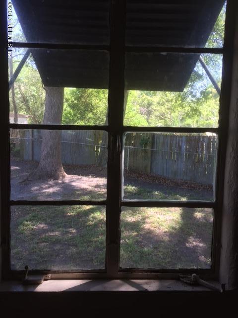 1427 King Arthur Road Jacksonville, FL 32211 - Photo 31 of 37 a view of a porch