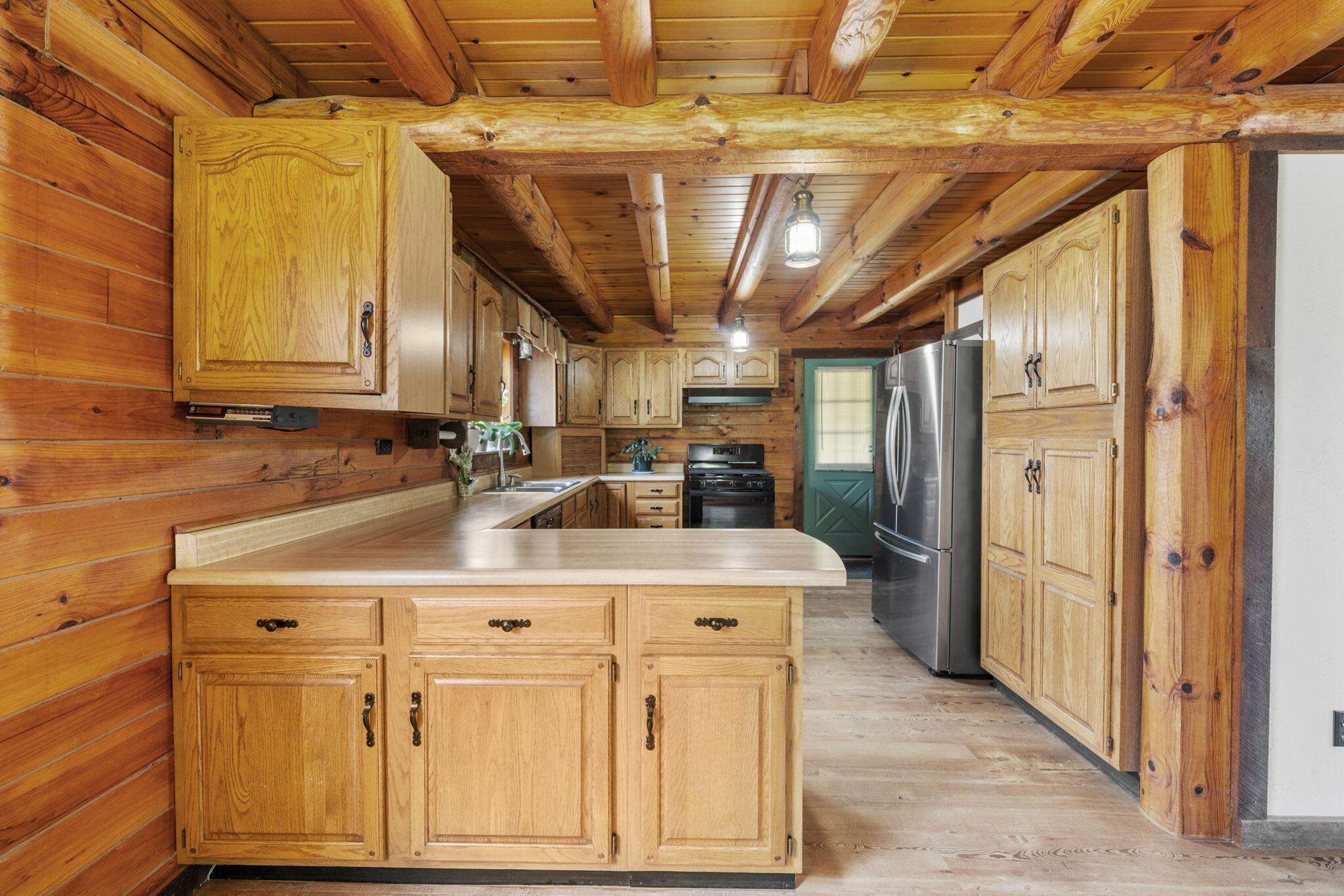 9168 Bremen Road Logan, OH 43138 - Photo 17 of 83 Kitchen