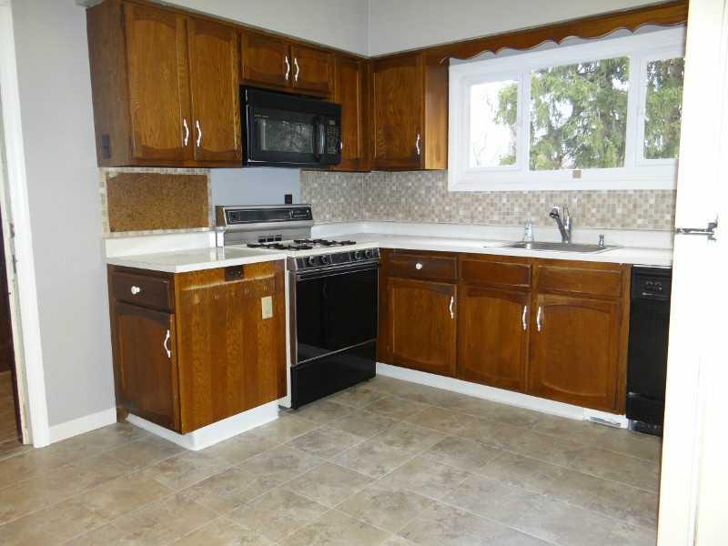1920 Tuscarawas Road Beaver, PA 15009 - Photo 3 of 25 Kitchen.